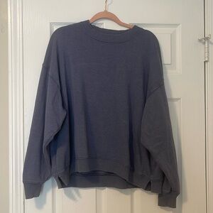 American Eagle oversized blue sweatshirt